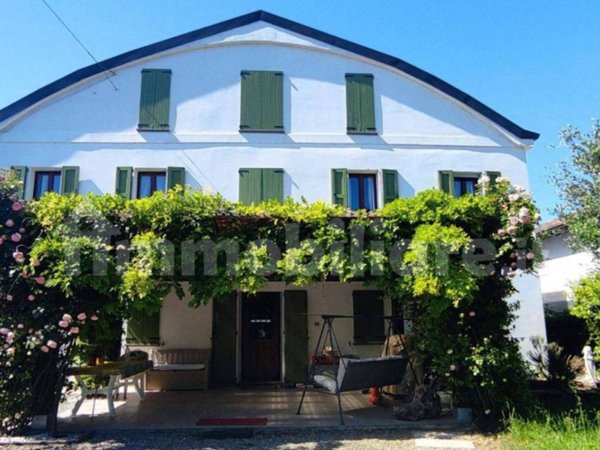 appartamento in vendita a Reggio nell'Emilia in zona Roncocesi