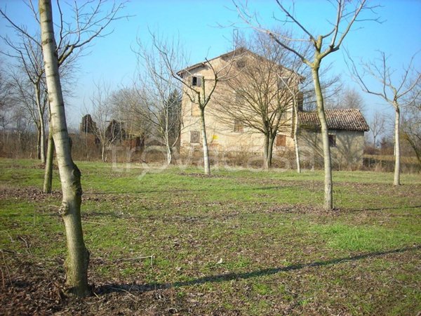 terreno edificabile in vendita a Reggio nell'Emilia in zona Marmirolo