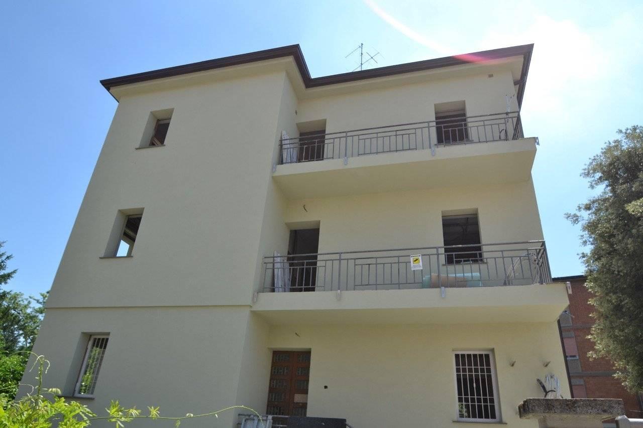 appartamento in vendita a Reggio nell'Emilia in zona Città Storica