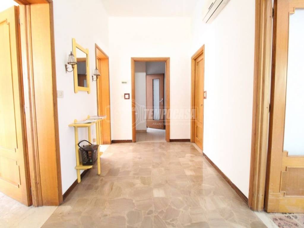 appartamento in vendita a Reggio nell'Emilia in zona Rosta Nuova