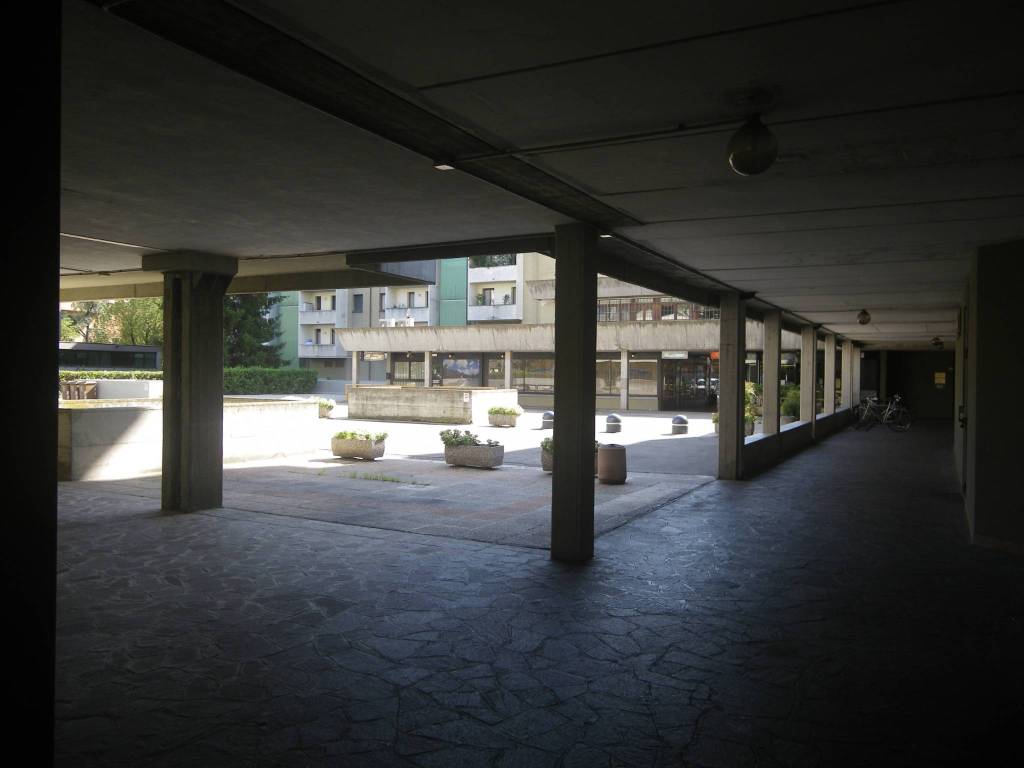 negozio in vendita a Reggio nell'Emilia