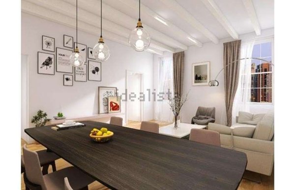 appartamento in vendita a Reggio nell'Emilia in zona Città Storica
