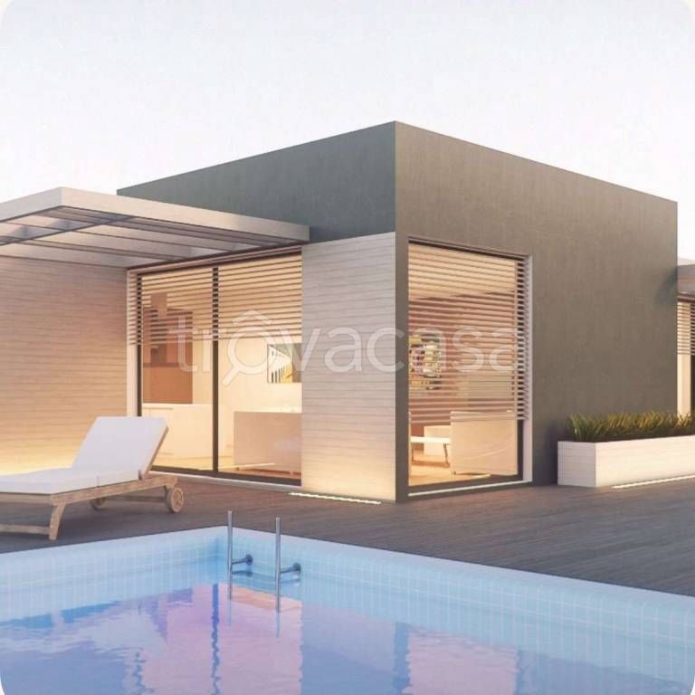 casa indipendente in vendita a Reggio nell'Emilia in zona Città Storica