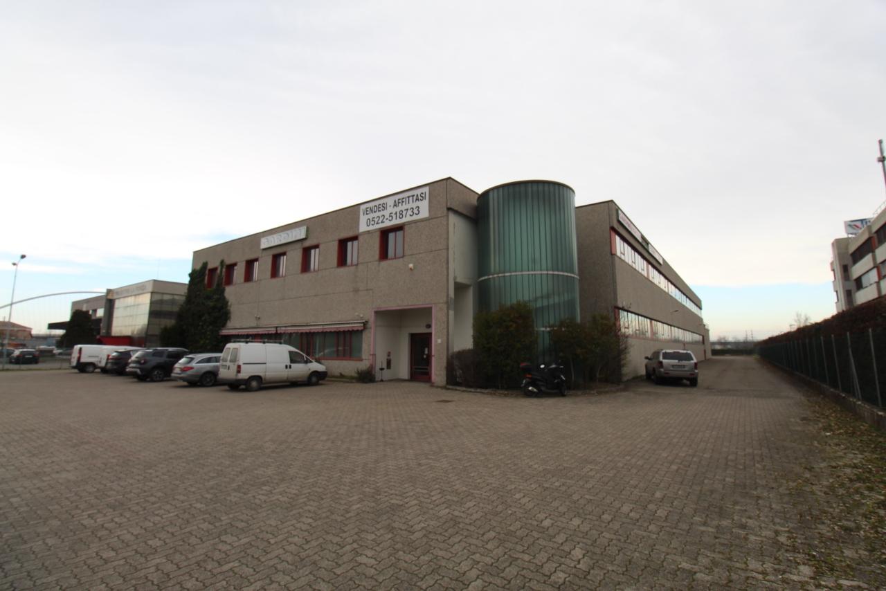 terreno edificabile in vendita a Reggio nell'Emilia