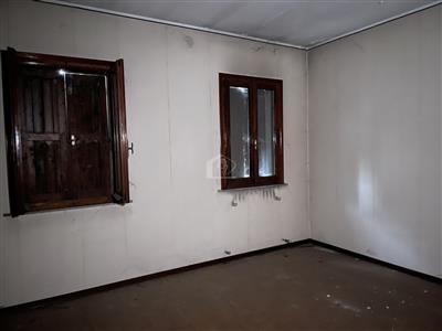 casa indipendente in vendita a Reggio nell'Emilia in zona Città Storica
