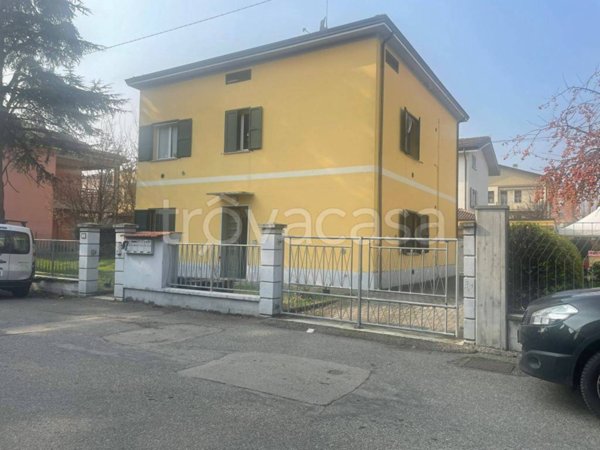 appartamento in vendita a Reggio nell'Emilia in zona Buco del Signore