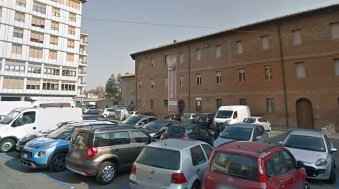 appartamento in vendita a Reggio nell'Emilia in zona Città Storica