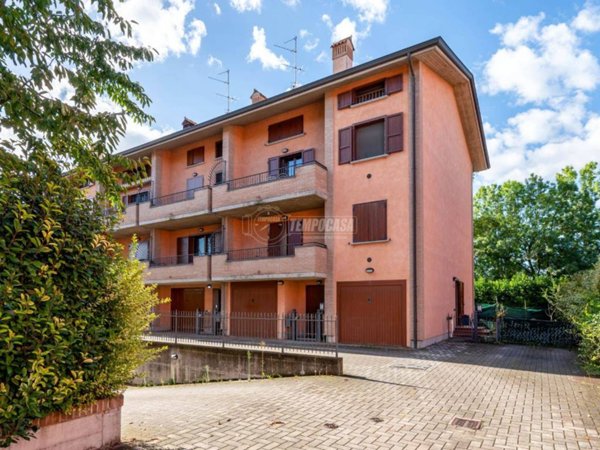 casa indipendente in vendita a Reggio nell'Emilia