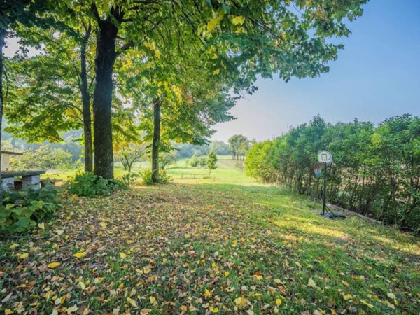 villa in vendita a Reggio nell'Emilia in zona Fogliano