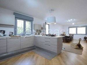 casa indipendente in vendita a Reggio nell'Emilia in zona Pappagnocca