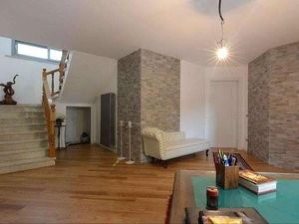 casa indipendente in vendita a Reggio nell'Emilia in zona Città Storica