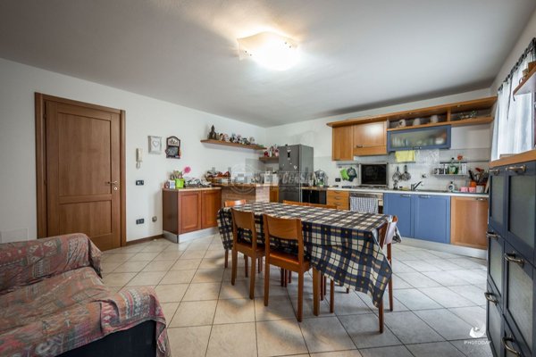 casa indipendente in vendita a Reggio nell'Emilia in zona Rivalta