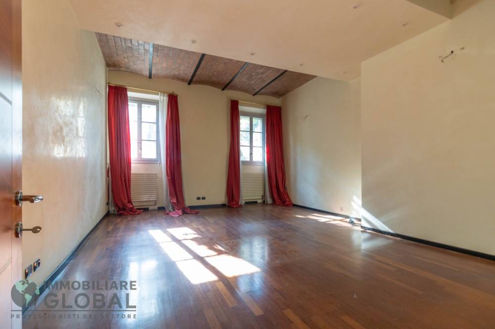 appartamento in vendita a Reggio nell'Emilia in zona Città Storica