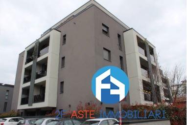 appartamento in vendita a Reggio nell'Emilia in zona Tribunale