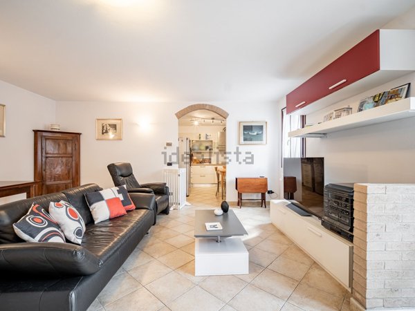 casa indipendente in vendita a Reggio nell'Emilia in zona Codemondo