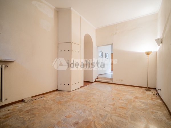appartamento in vendita a Reggio nell'Emilia in zona Città Storica