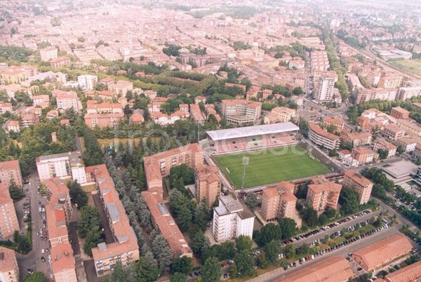 appartamento in vendita a Reggio nell'Emilia in zona Mirabello