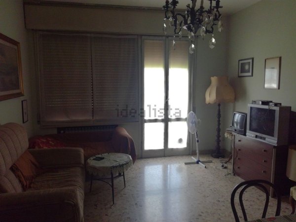 appartamento in vendita a Reggio nell'Emilia in zona Mirabello