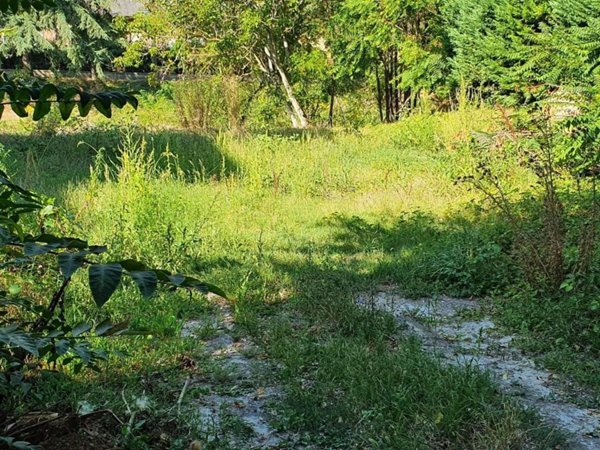 casa indipendente in vendita a Reggio nell'Emilia in zona Città Storica