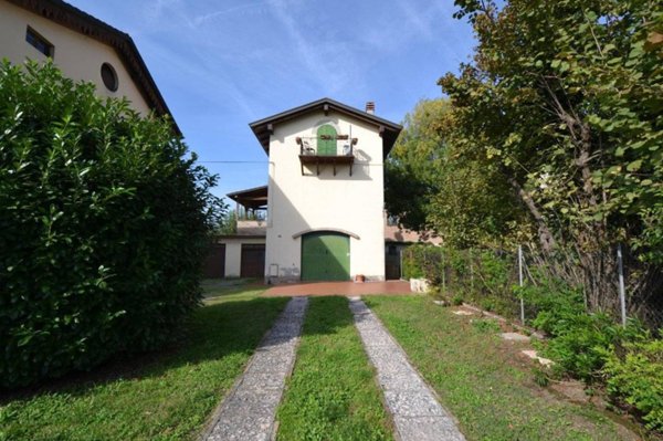 casa indipendente in vendita a Reggio nell'Emilia in zona San Bartolomeo