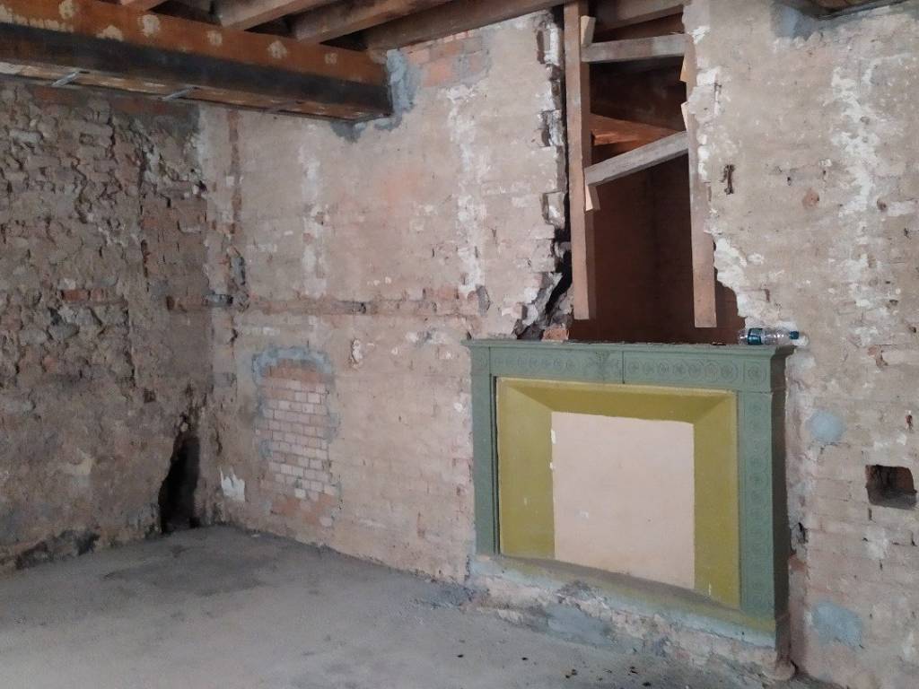 appartamento in vendita a Reggio nell'Emilia in zona Città Storica