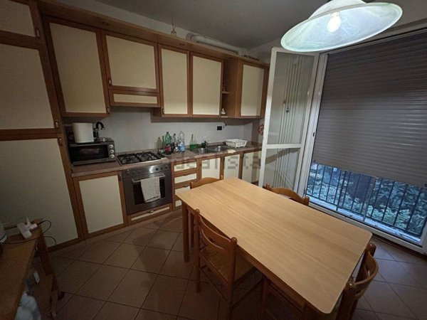 appartamento in vendita a Reggio nell'Emilia in zona Ospizio