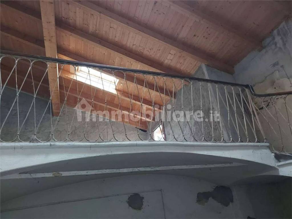 casa indipendente in vendita a Reggio nell'Emilia in zona Città Storica
