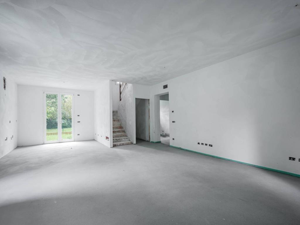casa indipendente in vendita a Reggio nell'Emilia in zona Codemondo