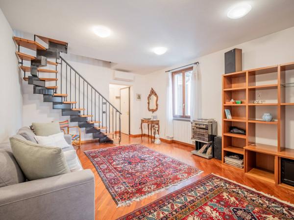 appartamento in vendita a Reggio nell'Emilia in zona Città Storica