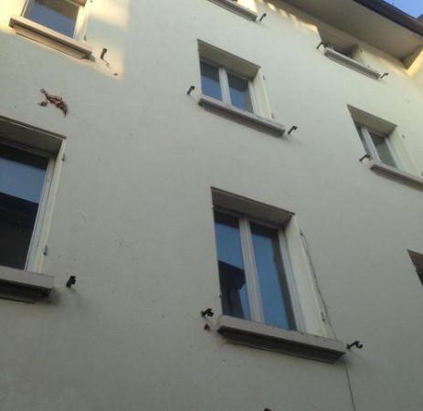 casa indipendente in vendita a Reggio nell'Emilia in zona Città Storica