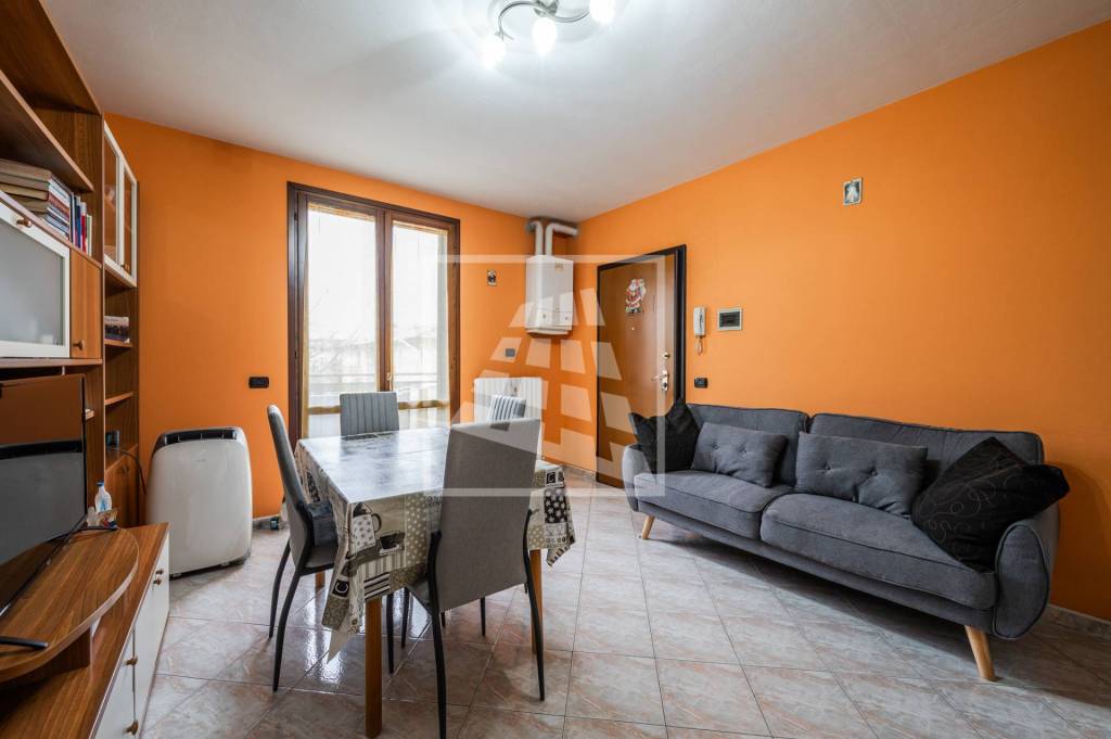 appartamento in vendita a Reggio nell'Emilia in zona Roncocesi