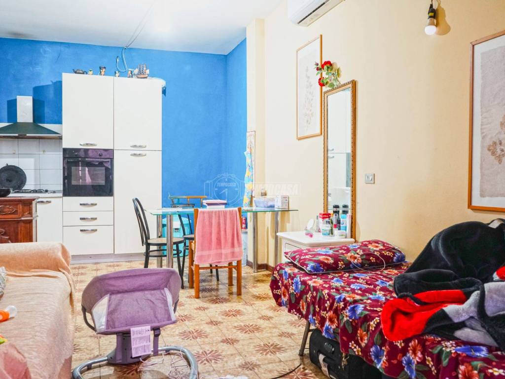 appartamento in vendita a Reggio nell'Emilia in zona Città Storica