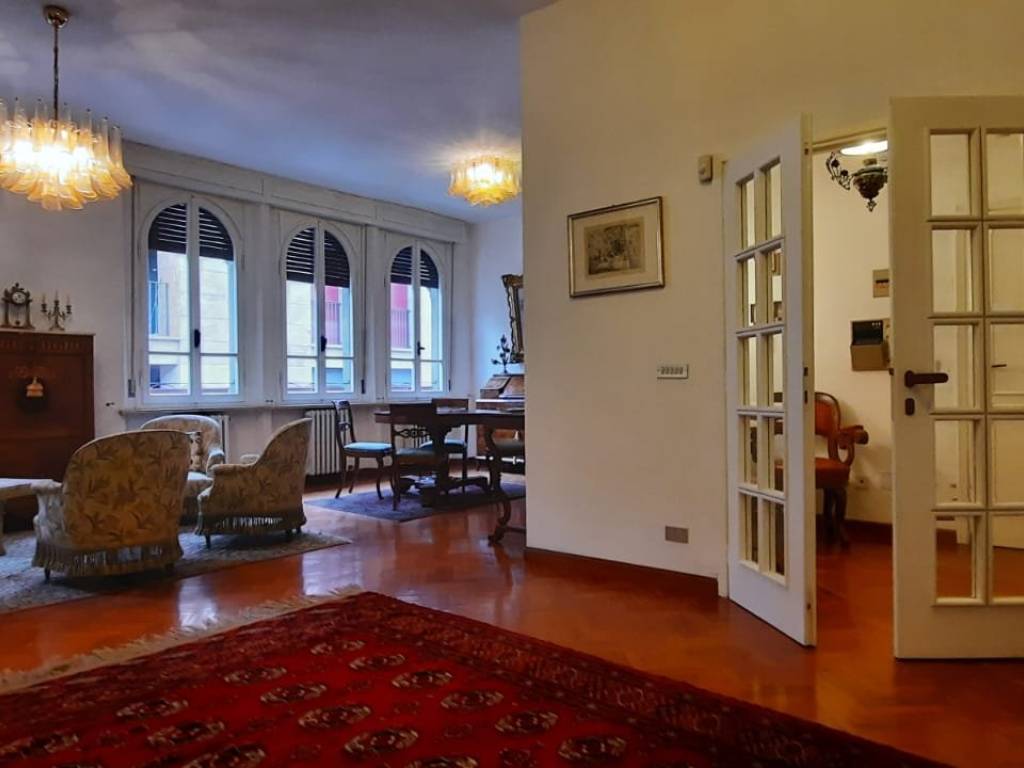 appartamento in vendita a Reggio nell'Emilia in zona Città Storica