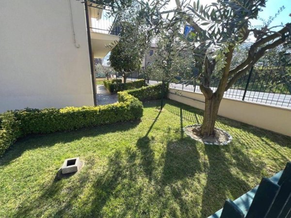 casa indipendente in vendita a Reggio nell'Emilia in zona Fogliano
