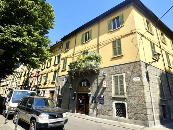 appartamento in vendita a Reggio nell'Emilia in zona Città Storica