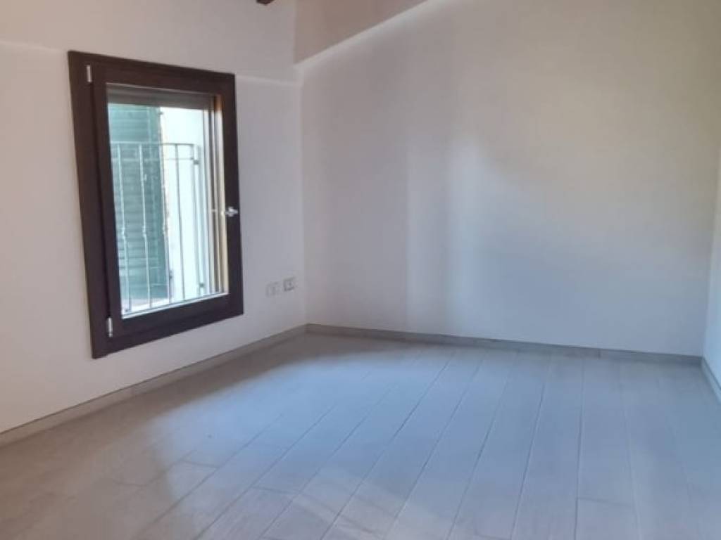appartamento in vendita a Reggio nell'Emilia in zona Città Storica