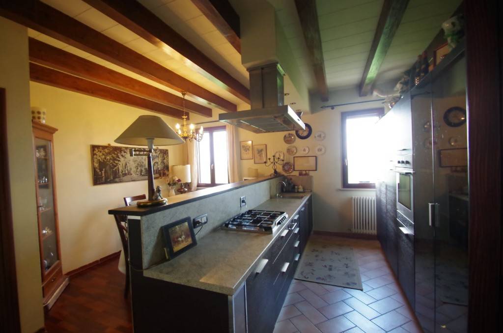 appartamento in vendita a Reggio nell'Emilia in zona Roncocesi
