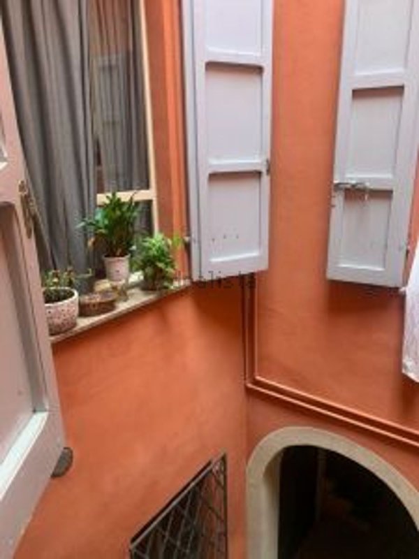 appartamento in vendita a Reggio nell'Emilia in zona Città Storica