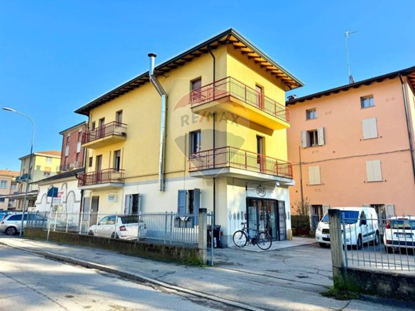 intera palazzina in vendita a Reggio nell'Emilia