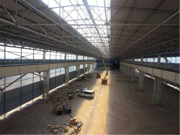 locale commerciale in vendita a Reggio nell'Emilia