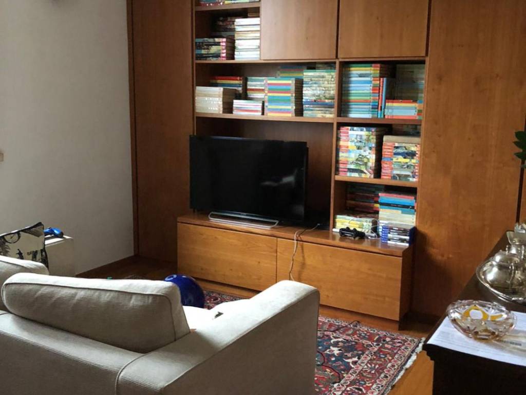 appartamento in vendita a Reggio nell'Emilia in zona Città Storica