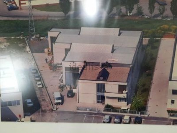 capannone in vendita a Reggio nell'Emilia in zona Mancasale