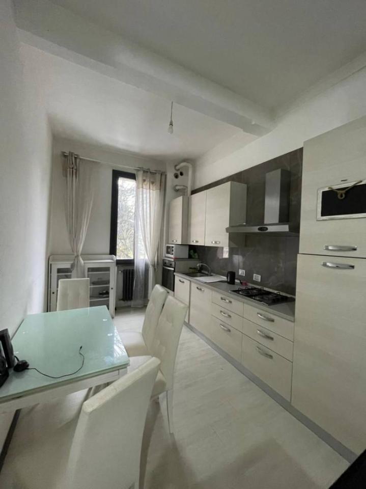 appartamento in vendita a Reggio nell'Emilia in zona Città Storica