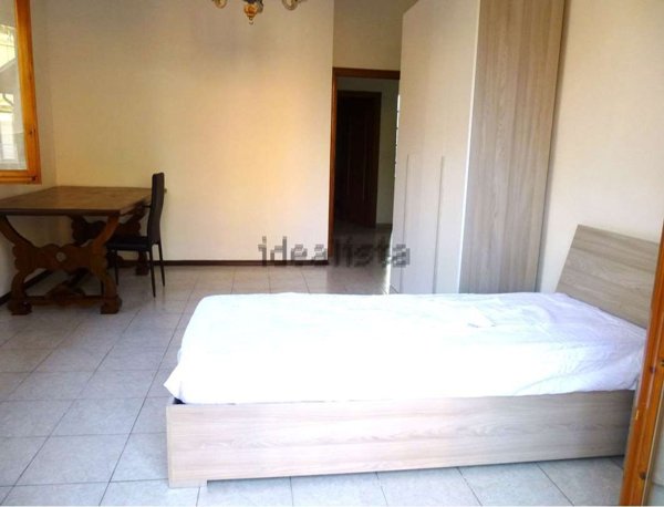 casa indipendente in vendita a Reggio nell'Emilia in zona Rosta Nuova