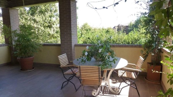 casa indipendente in vendita a Reggio nell'Emilia in zona Fogliano