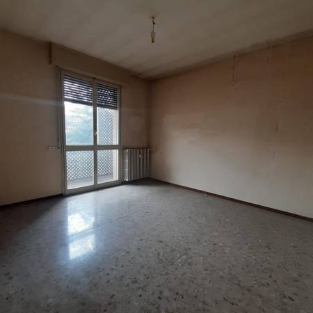 appartamento in vendita a Reggio nell'Emilia in zona Città Storica