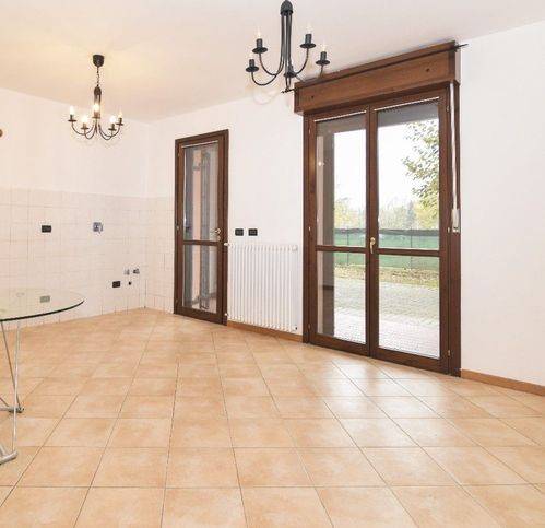 appartamento in vendita a Reggio nell'Emilia in zona Villaggio Foscato