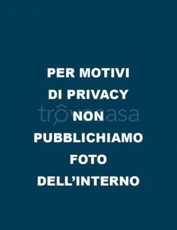 casa indipendente in vendita a Reggio nell'Emilia in zona Carrozzone