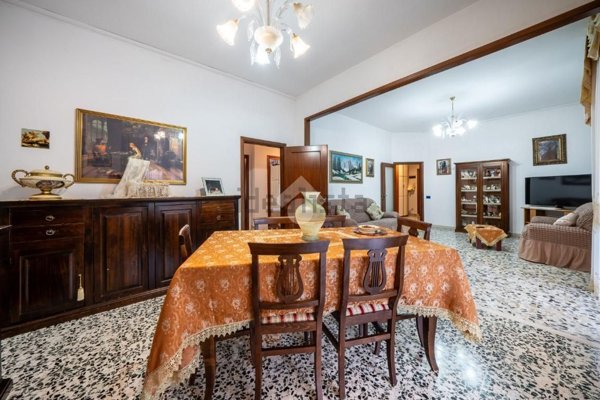 appartamento in vendita a Reggio nell'Emilia in zona Città Storica