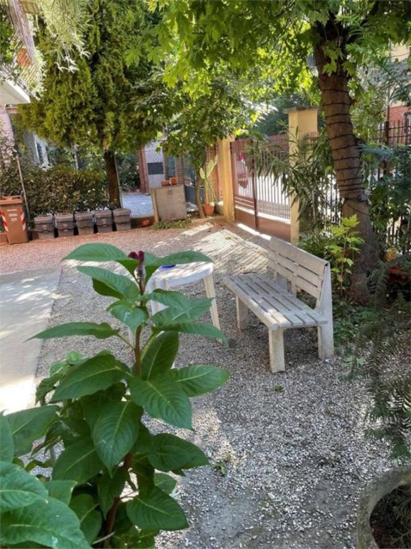 appartamento in vendita a Reggio nell'Emilia in zona Città Storica